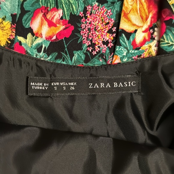 Zara Floral Print Fit and Flare Mini Dress with Pockets - Picture 4 of 6